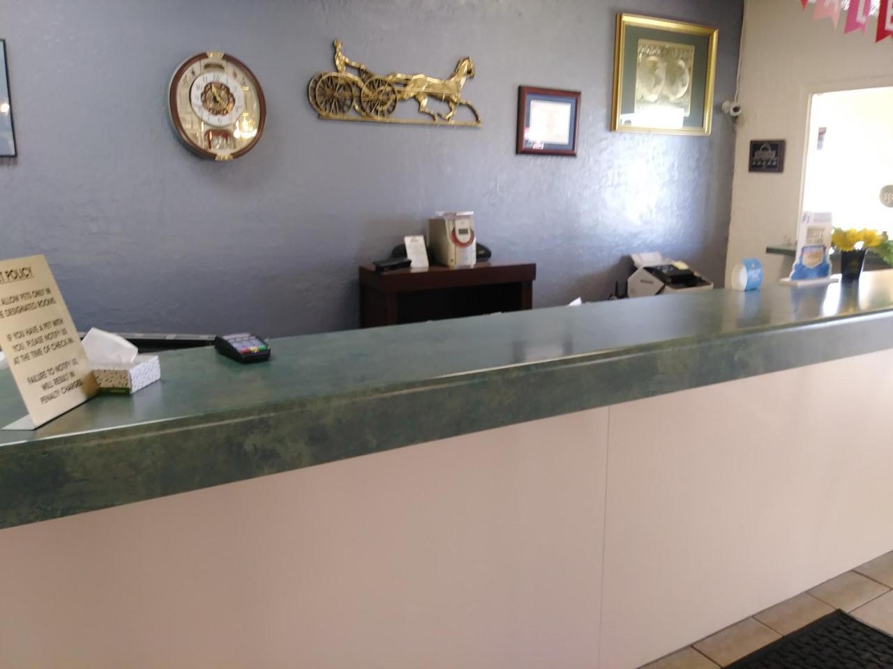 Days Inn By Wyndham San Antonio Lytle מראה חיצוני תמונה